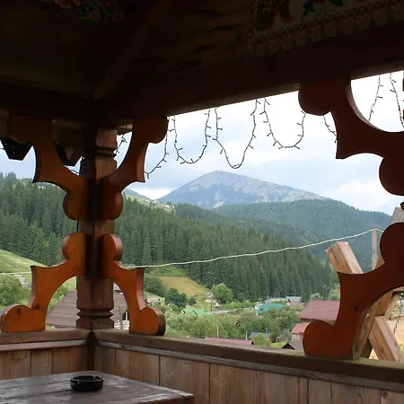 Guest house у василини Yablunytsya